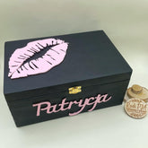 Kuferek szkatułka różowe USTA i personalizacja