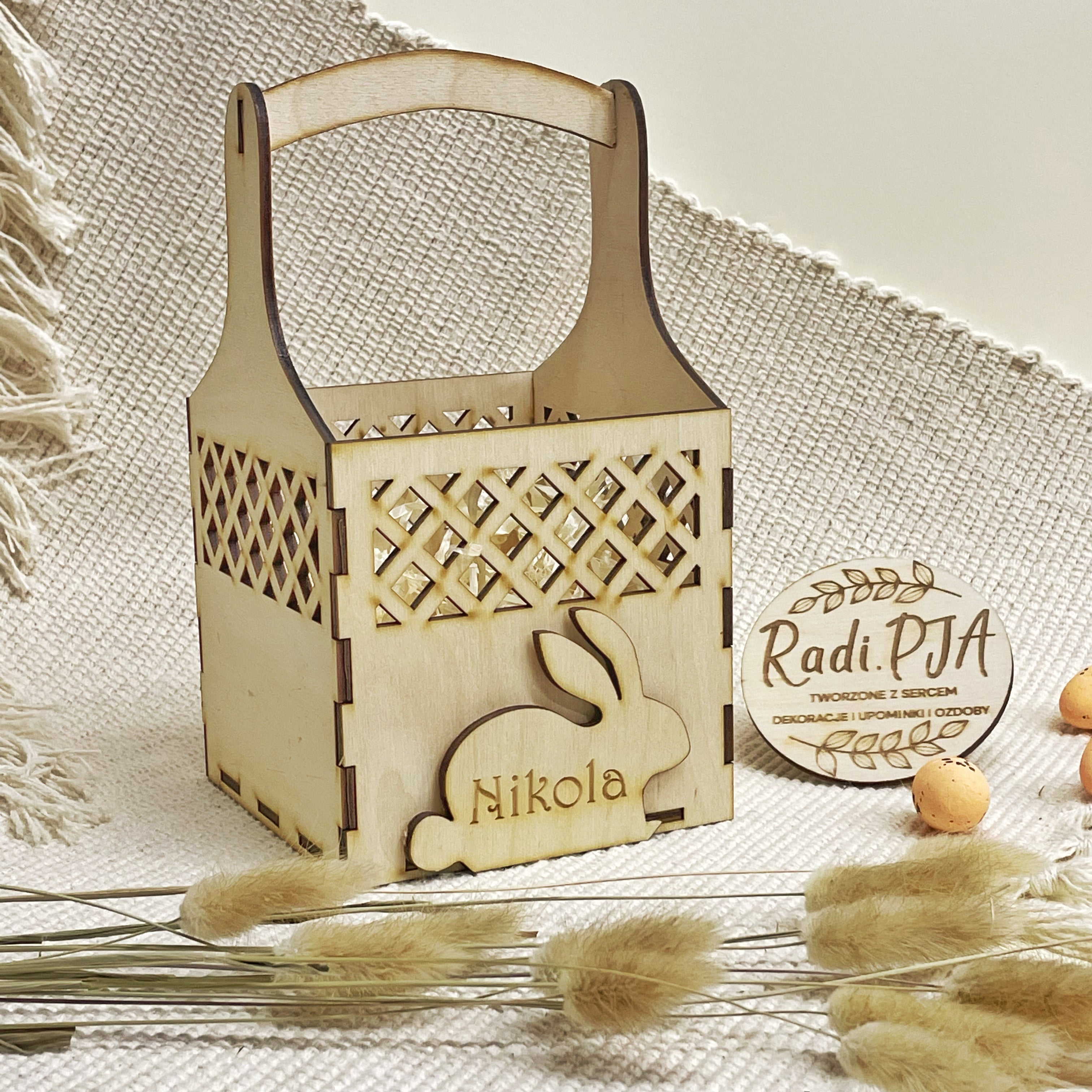 Koszyczek Wielkanocny ażurowy dla dziecka z imieniem II