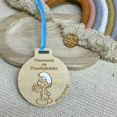 Medal Pasowanie na przedszkolaka Smerf Smerfetka